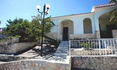 VILLACARABELLA0